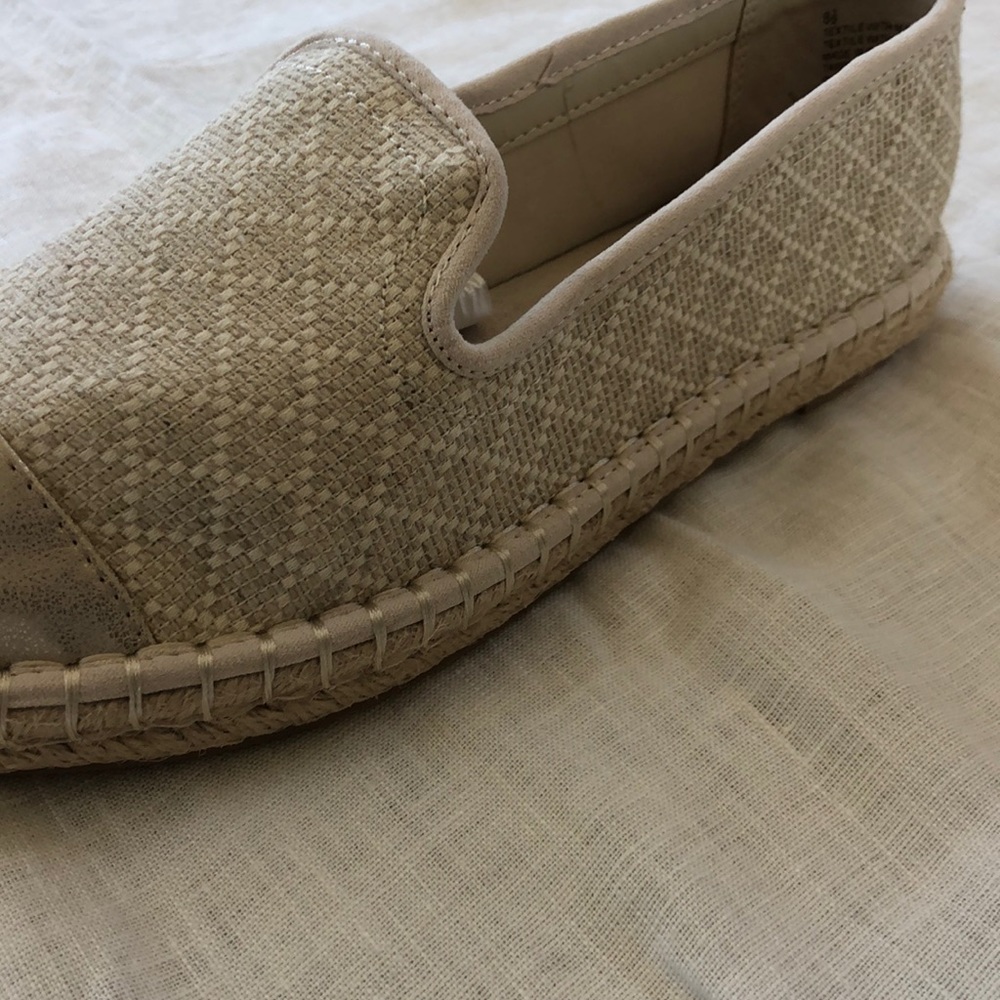 Universal Threads Espadrilles - image 3